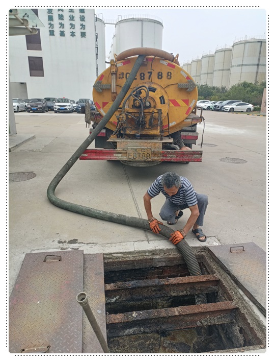 铁力隔油池清掏