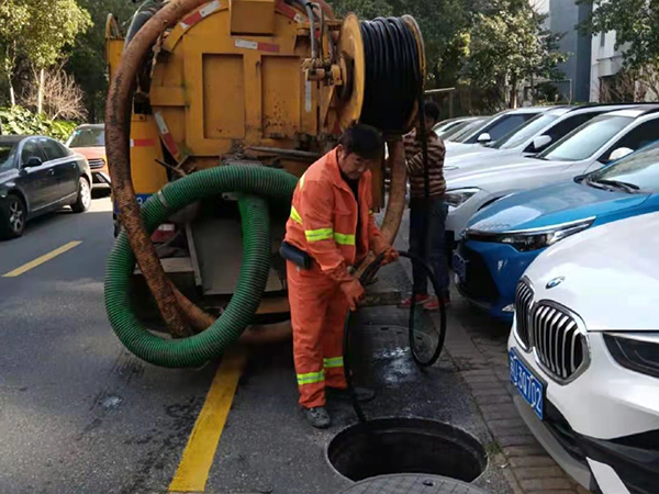 铁力排污管道清淤